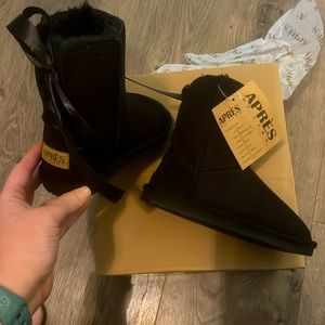 Apres by Lamo- Toddler Girls Boots Size 12 Never Worn! Still has tags in box.